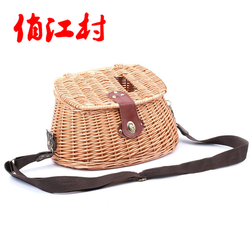 江村带盖藤编鱼篓木质