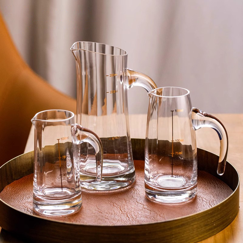 棱纹简约高颜值分酒壶家用白酒分酒器饭店用带刻度水晶玻璃酒壶
