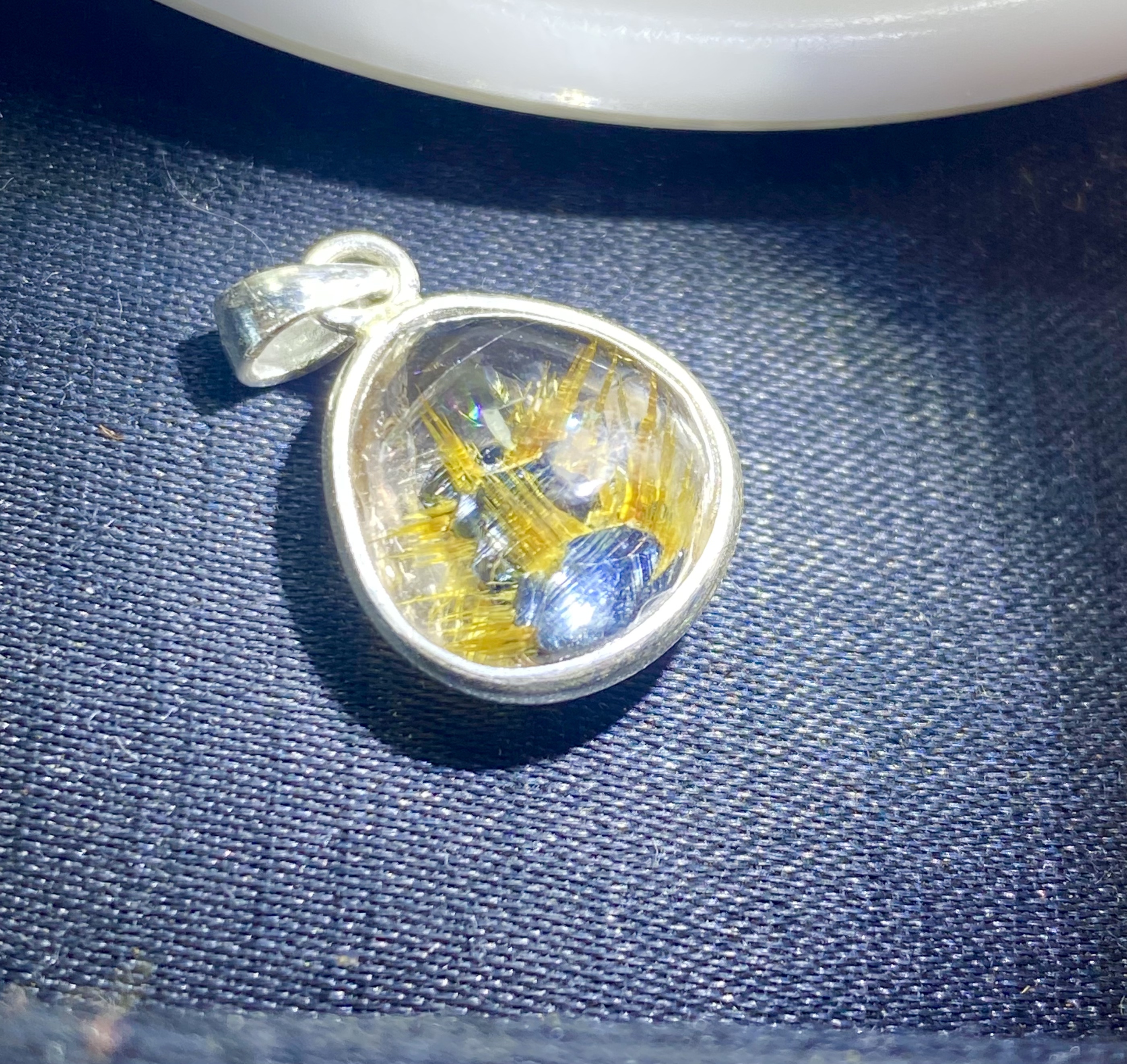 精美老矿巴西天然板顺钛晶花水晶吊坠，八方来财，纯银镶嵌