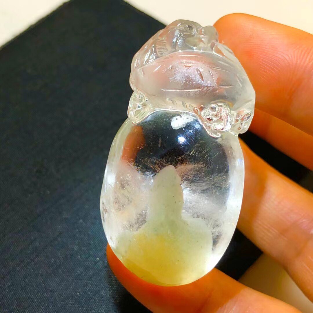 天然立体晶中石金字塔水晶雕刻龙龟吊坠