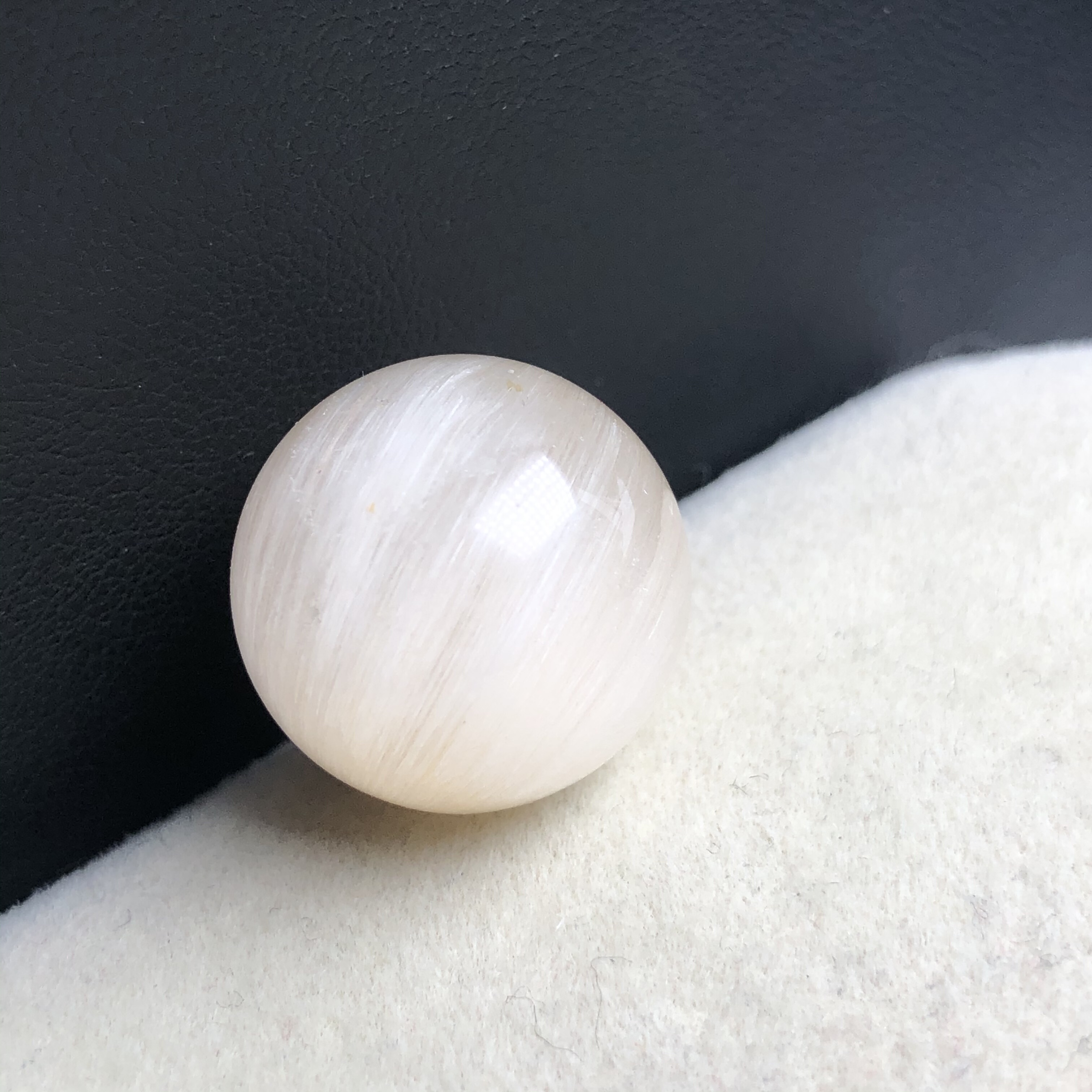 17.2mm无任何优化和注胶放漏老矿料天然顺发猫眼发晶单珠