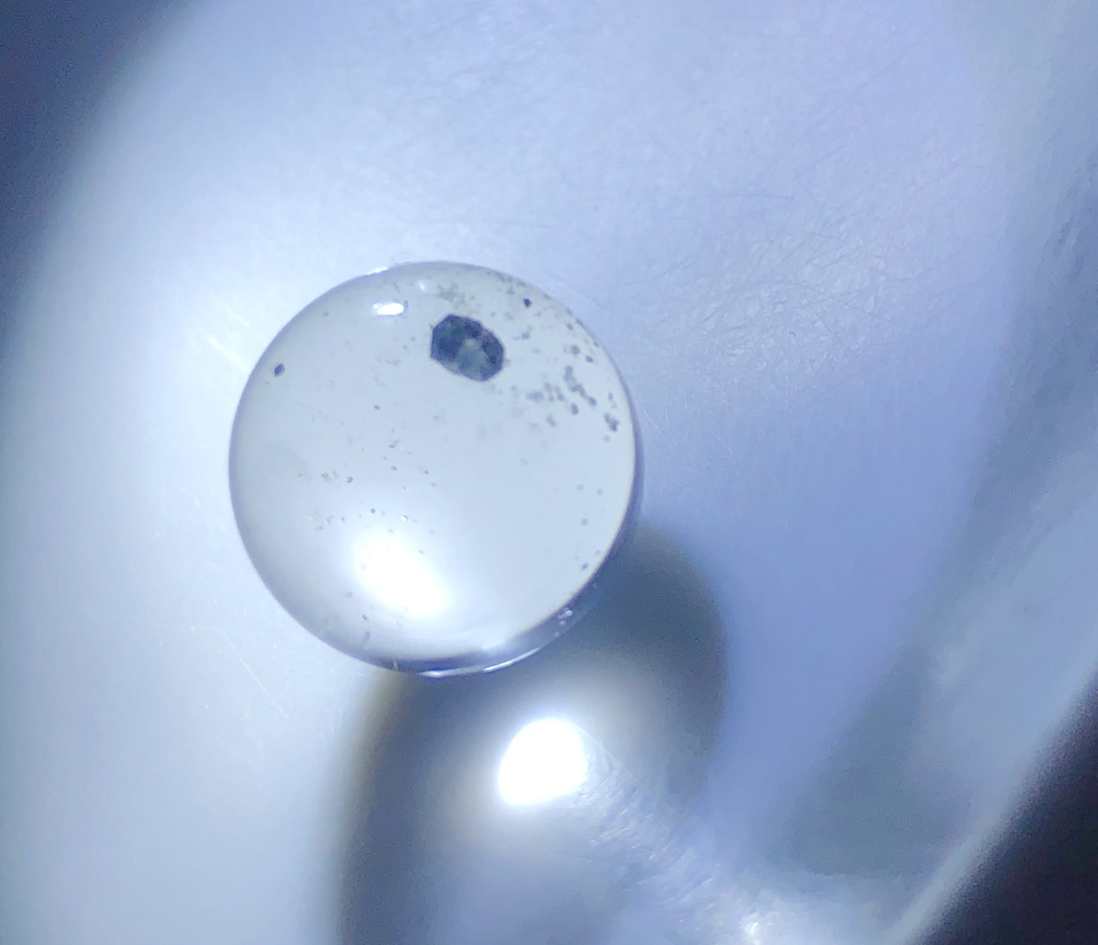 10mm巴西老矿天然水晶包裹蓝色宝石矿石云母单珠