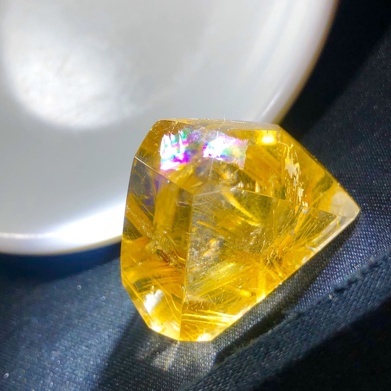 巴西天然板顺钛晶花水晶原石状