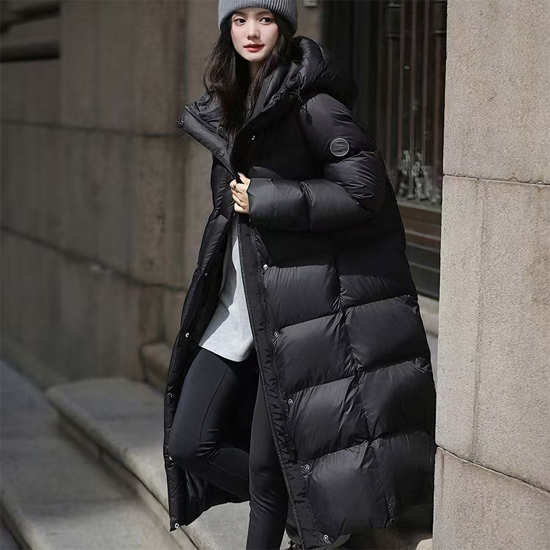 鸭鸭正品2025冬装新款时尚超长款过膝羽绒服女高个子白鸭绒防寒服