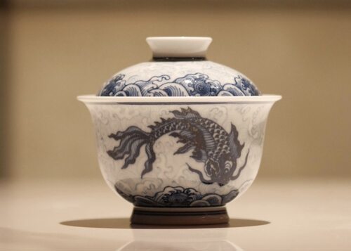 半斋青花海水双鱼纹大元宝盖碗150m l
