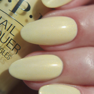 OPI指甲油微闪s022浅黄色