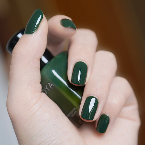 美国指甲油美国墨绿色显白指甲油