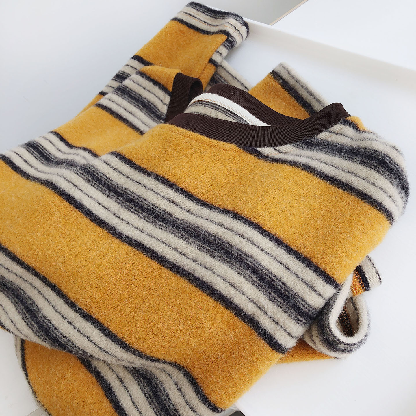 毛绒条纹针织打底衫女长袖t恤冬