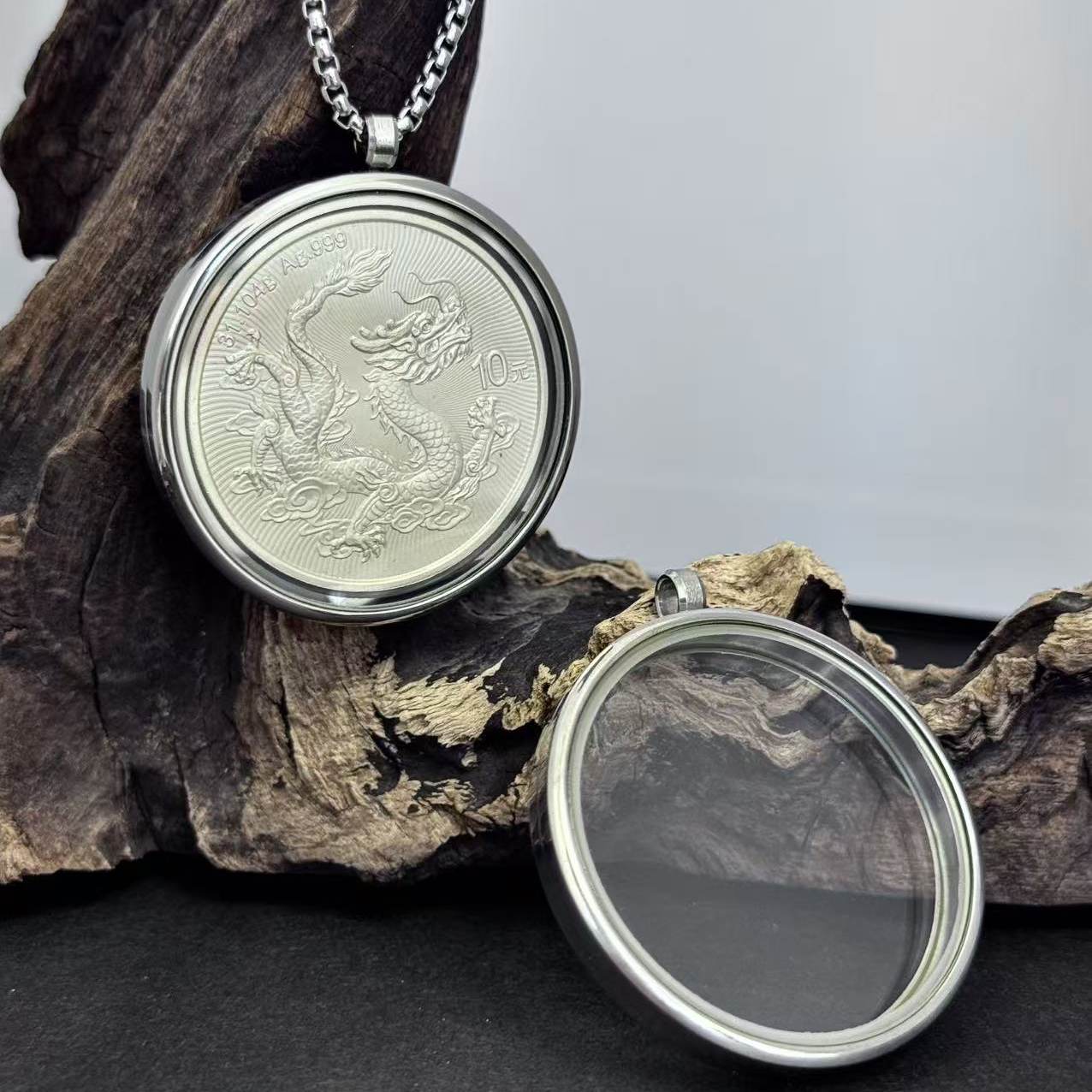 中国龙银币钛钢玻璃吊坠盒