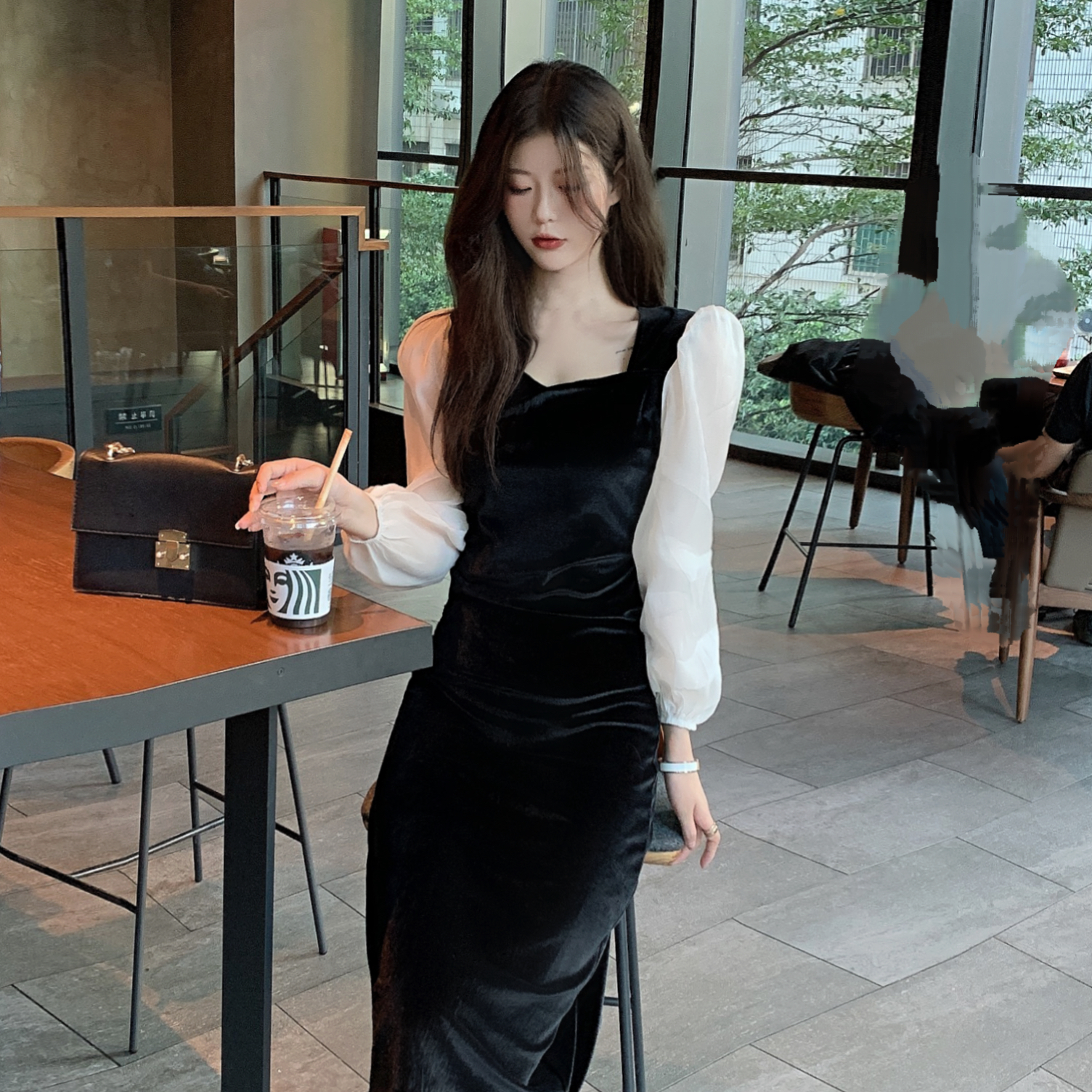 Real price big size women's dress fat mm foreign style square neck splicing dress women's black velvet bubble sleeve skirt