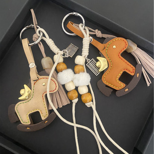 2026新年马上有钱挂件黄金包包挂件皮质小马手缝元宝挂件女吊穗