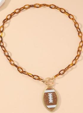 个性创意款超级腕橄榄球亚克力项链女款简约运动风锁骨链
