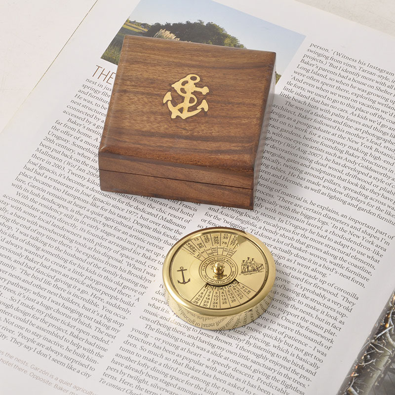 欧洲进口大航海时代纯铜罗盘万年历便携式计时器西洋古董摆件软装