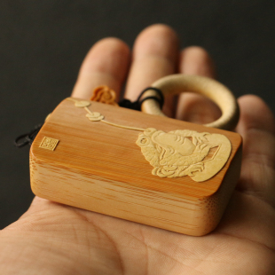 超厚几十年高密度老玉竹东阳名家戚挺飞本工精工留青雕刻手牌竹器