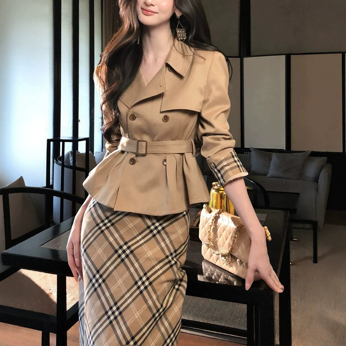MOLIN半岛莱赛尔棉短款风衣配复