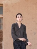 大拙自带光泽感 4101 衬衫 丝滑铜氨丝斜襟设计气质款 系带纯色长袖