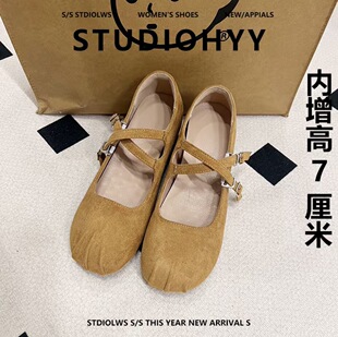 女粗跟软底浅口奶奶单鞋 7cm踩屎感 小个子内增高玛丽珍鞋