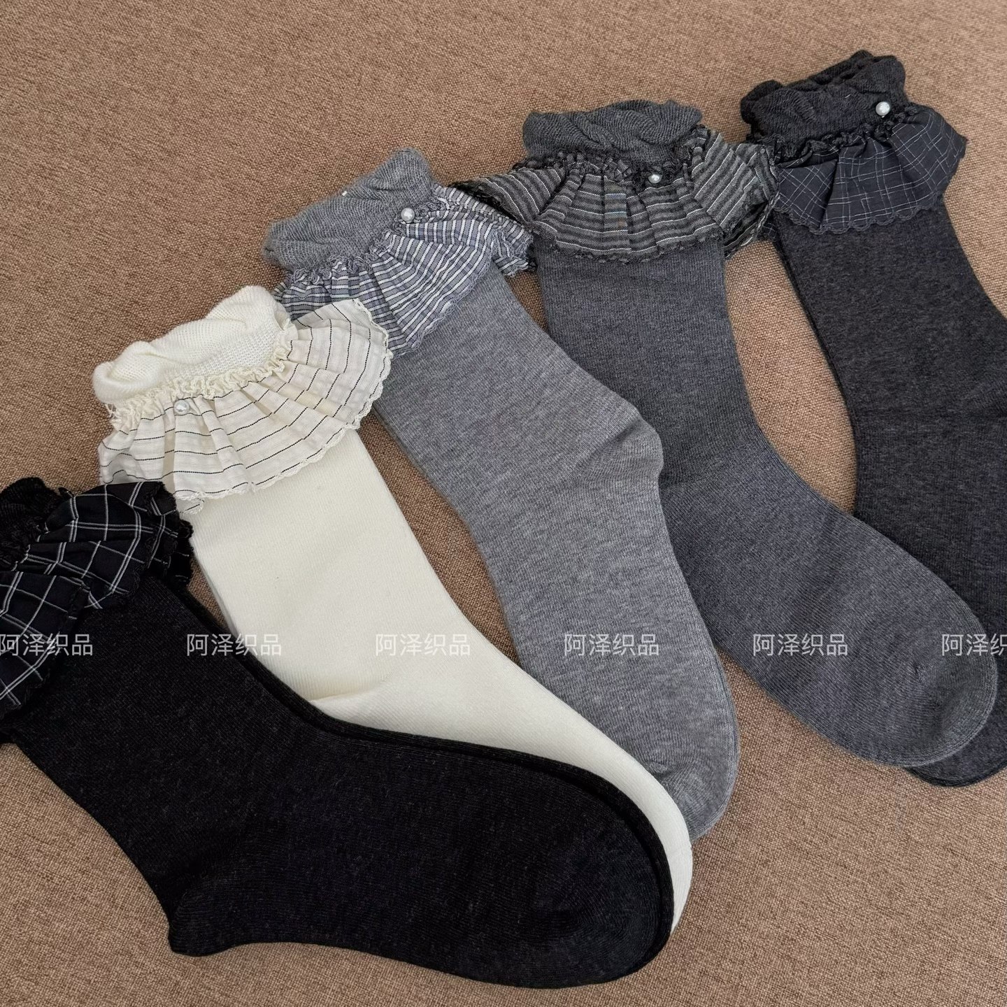 细节感拉满，褶皱 格纹 小珍珠~甜美花边中筒袜子女ins潮复古秋冬