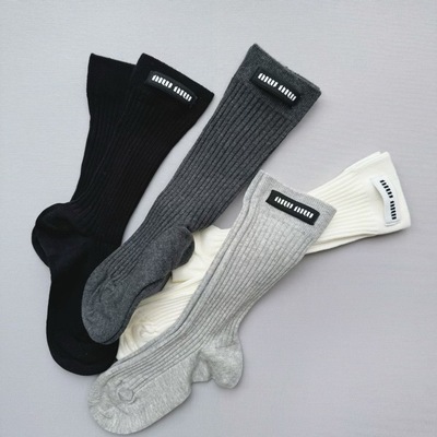 时尚miu系女孩简约百搭中筒棉袜