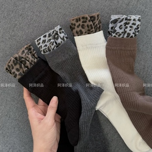 简约里偷藏野性~豹纹花边纹理中筒女袜子ins潮时髦复古堆堆秋冬款