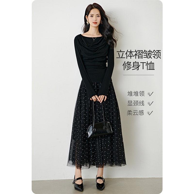 晚白2026年春新款时尚简约堆堆领上衣亲肤柔软修身舒适T恤衫女