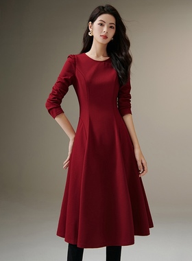 晚白2025年秋冬新款圆领新年红色裙子气质修身收腰气质长袖连衣裙