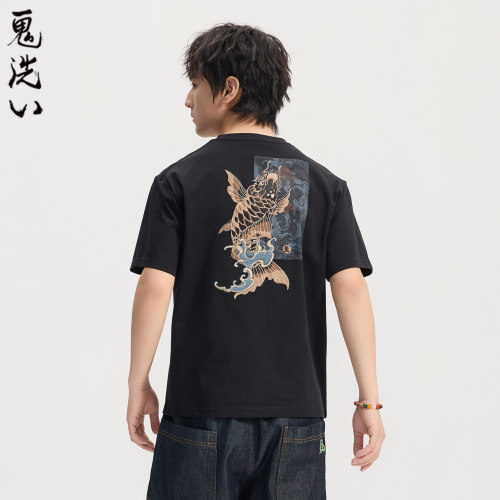 ONIARAI/鬼洗26春夏新品泥棒蓝好运鲤绣花短袖T恤男 26NOB34