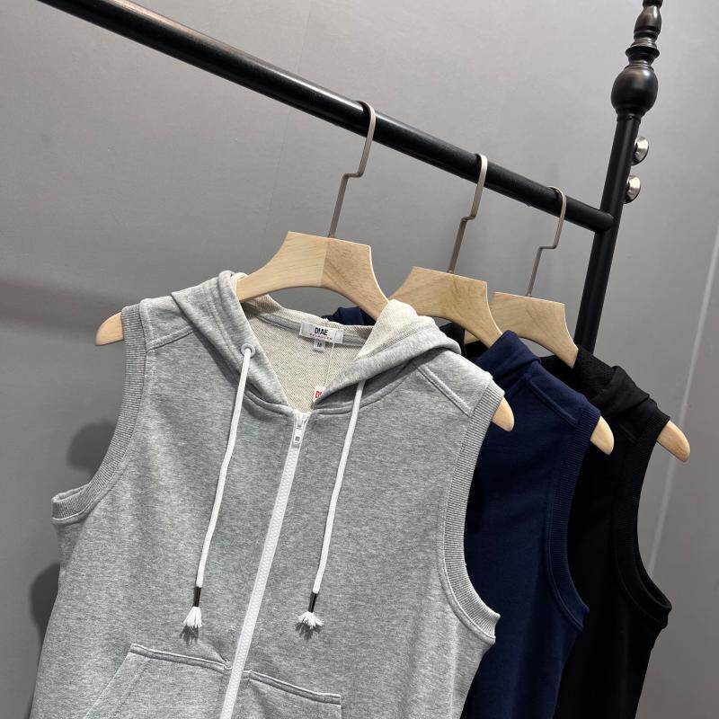 TB 여피 스타일  깨끗하고 간단합니다  봄 남성 캐주얼 후드 조끼 지퍼 가디건 민소매 조끼 자켓