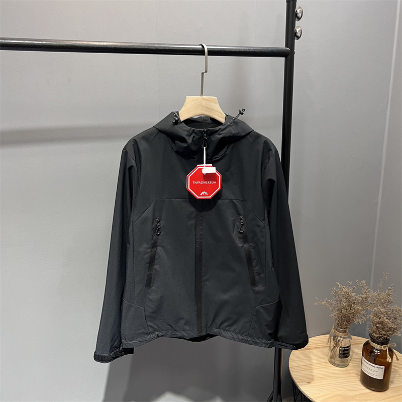 ���LTϵ�У��������ˮ���＾��ʿ�������������ǳ���¼п����� 77.44Ԫ