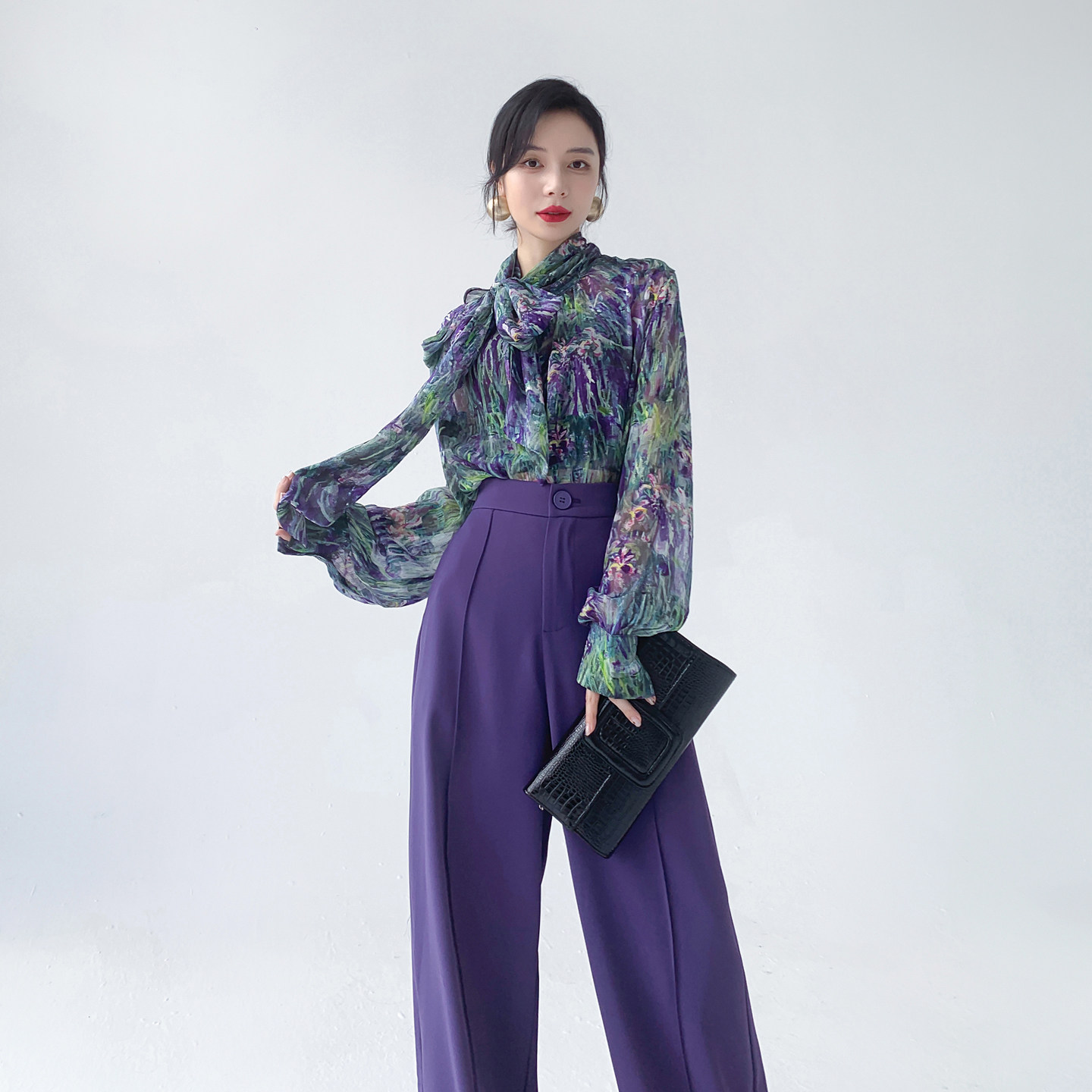 AKSAYA高级感港风复古时髦洋气印花衬衫宽松飘带长袖衬衣女春秋季