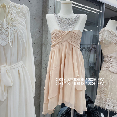 法式温柔风钉钻不规则挂脖连衣裙女春夏新款气质精致感无袖裙子潮