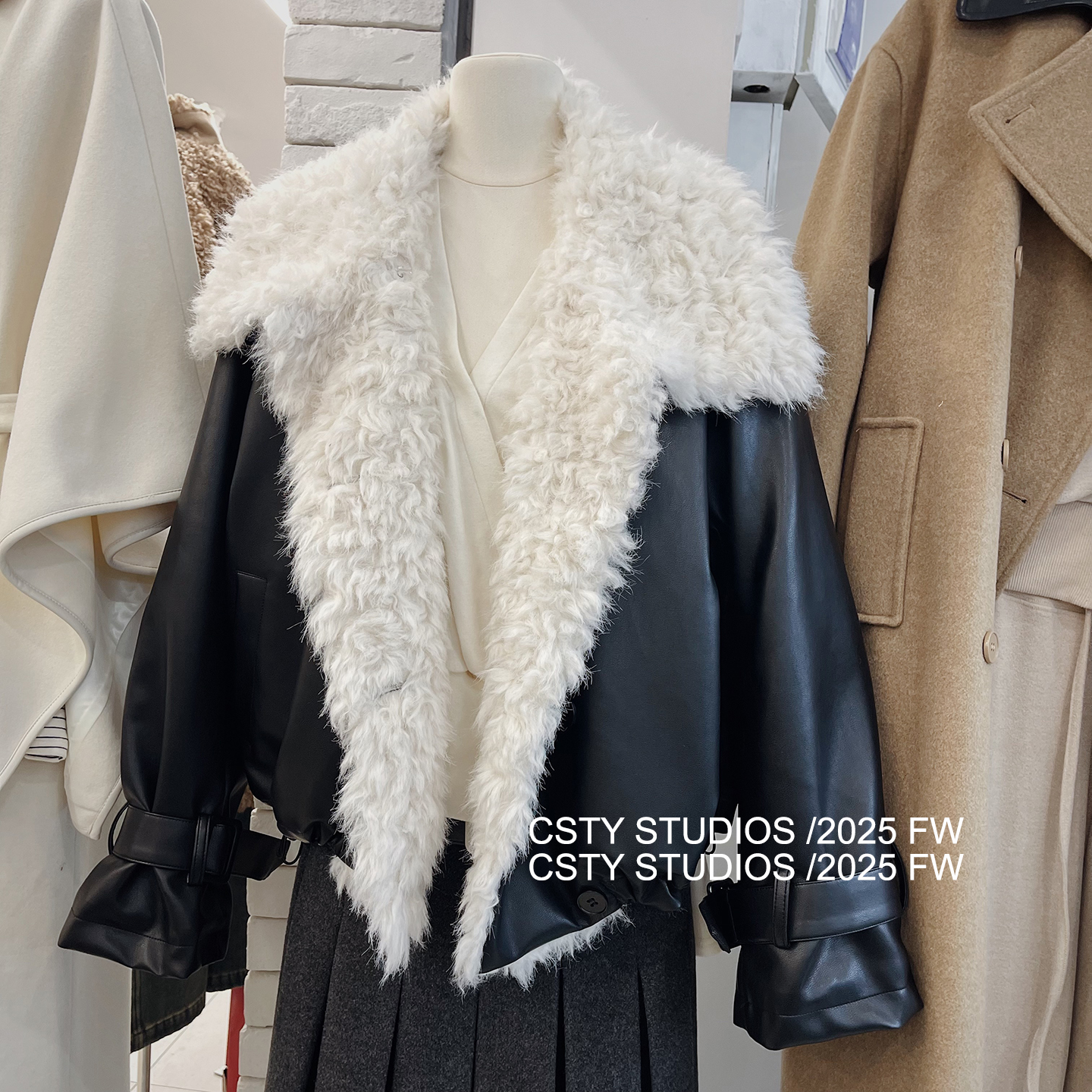 环保毛毛拼接PU皮夹棉翻领外套女秋冬新款休闲百搭派克服夹克上衣