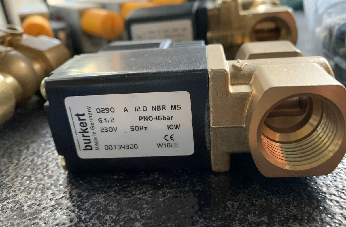 宝德0013432000134317电磁阀