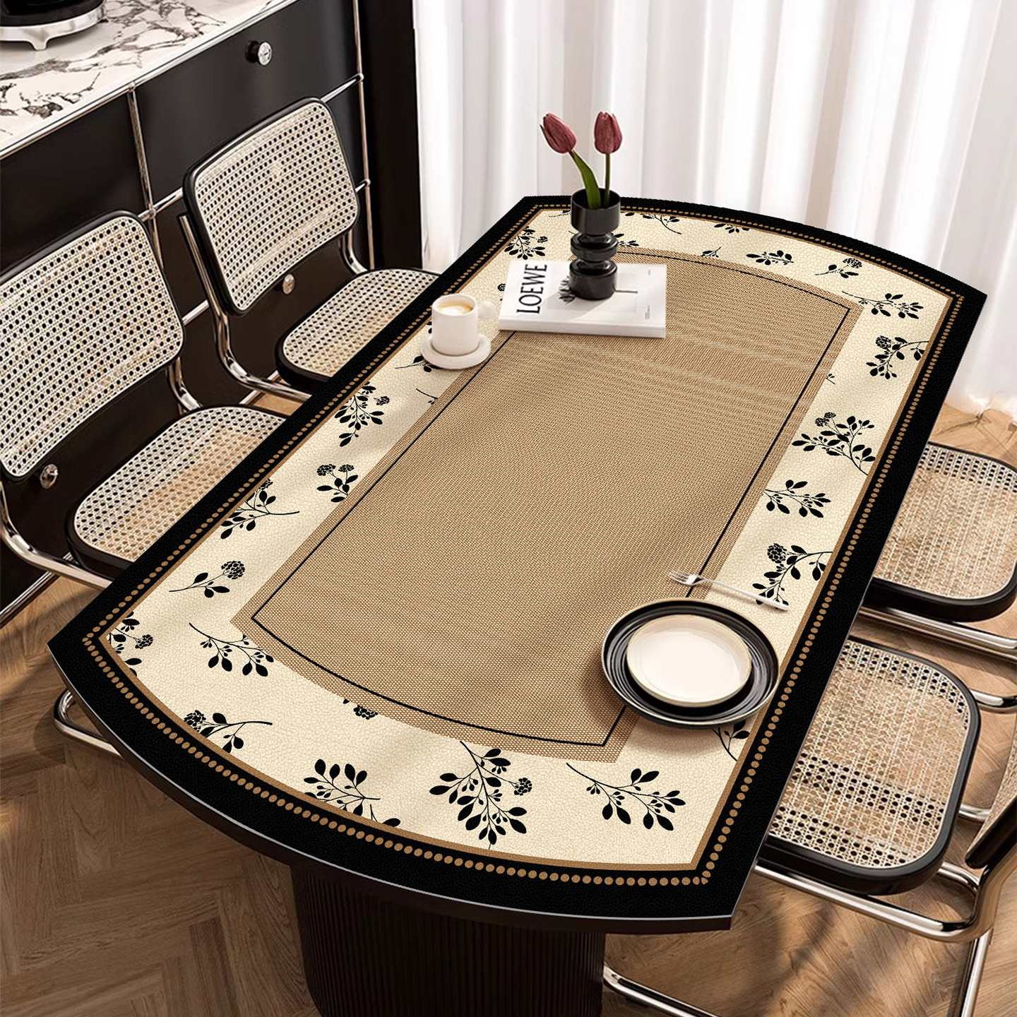 新款椭圆形弧形餐桌桌垫防水防油防烫免洗桌布可折叠圆桌pvc垫子