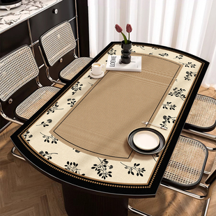 新款椭圆形弧形餐桌桌垫防水防油防烫免洗桌布可折叠圆桌pvc垫子