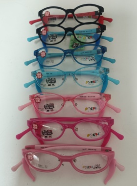 柏琪贝贝PACKI硅胶儿童镜架YOUNG轻弹柔软8831 8843 8844 8847