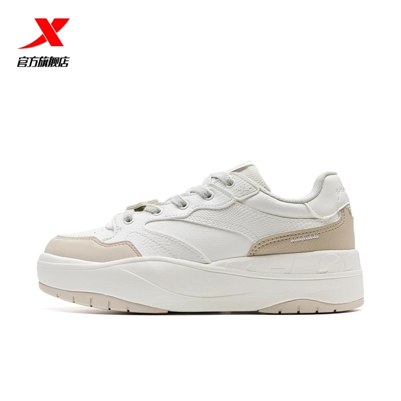 专柜正品特步千层鞋低帮厚底增高女鞋潮流时尚低帮板鞋运动休闲鞋