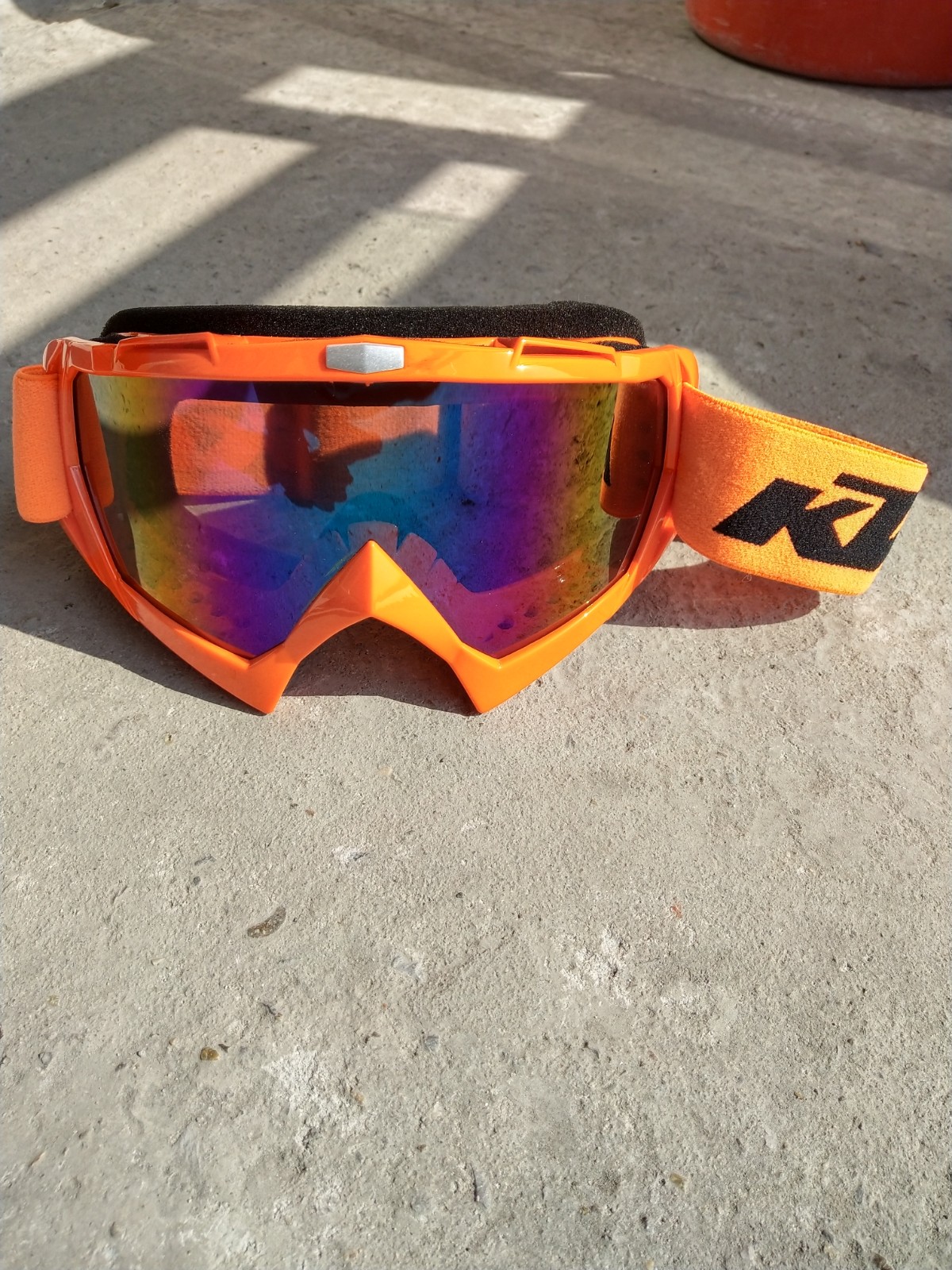 ktm风镜 摩托机车风镜 骑士配防滑带防沙尘头盔风镜 越野防风眼镜