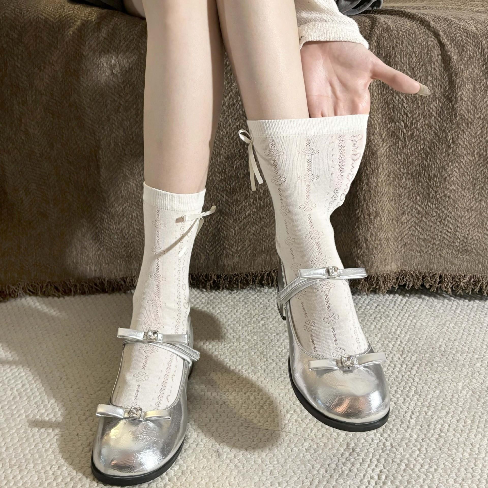 白色百搭蝴蝶结袜子女春夏薄款镂空花纹短袜芭蕾风jk中筒堆堆袜棉
