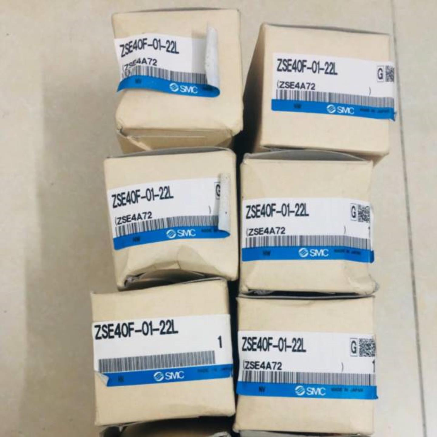 配件ZSE40F-W1-22L-M ZSE50F-02-22L-M SMC传感器ZSE30AF-C4H议价