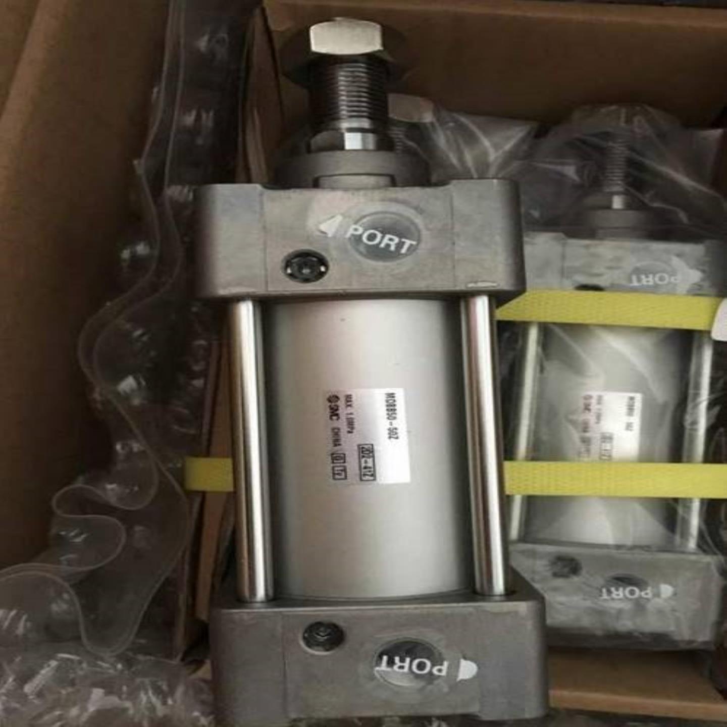 配件全新原装SMC标准气缸MDBB125-150议价