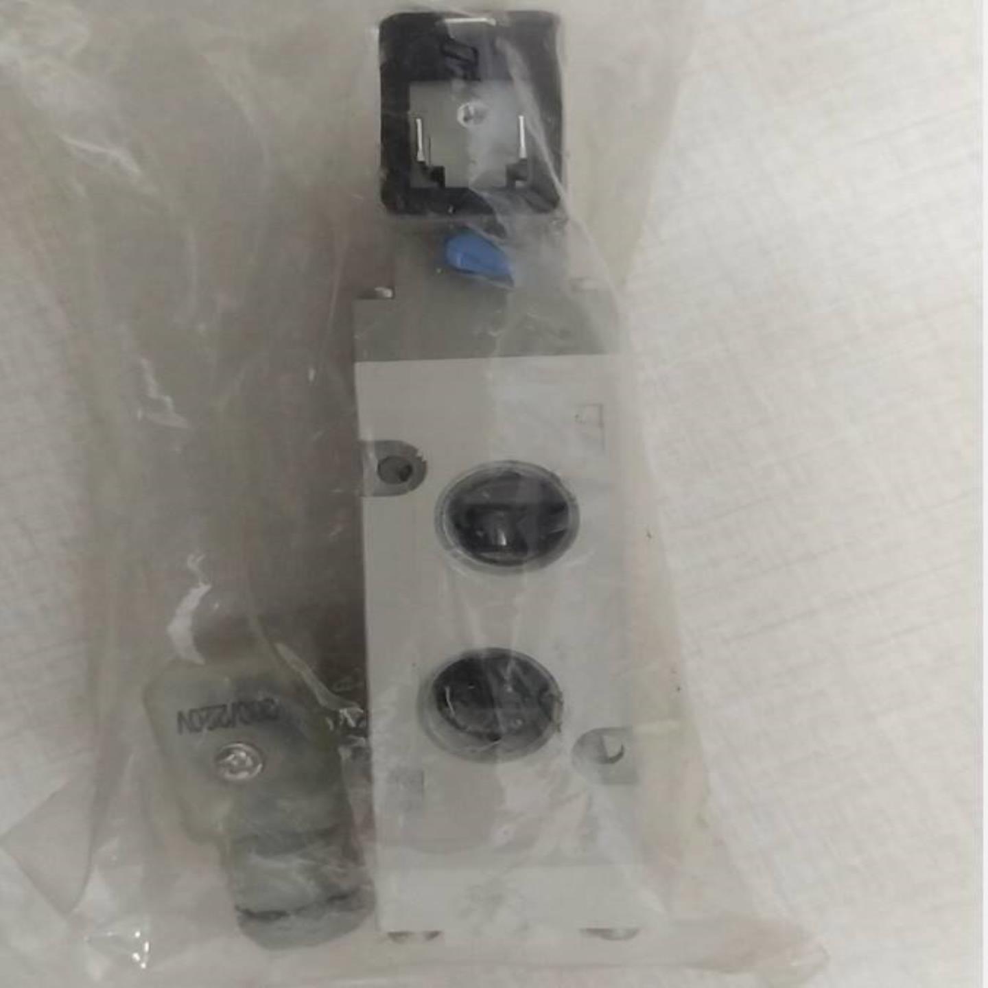 配件VF5120-5DB-03 VF5120K-1DZE1-03 SMC全新电磁阀 VF512议价