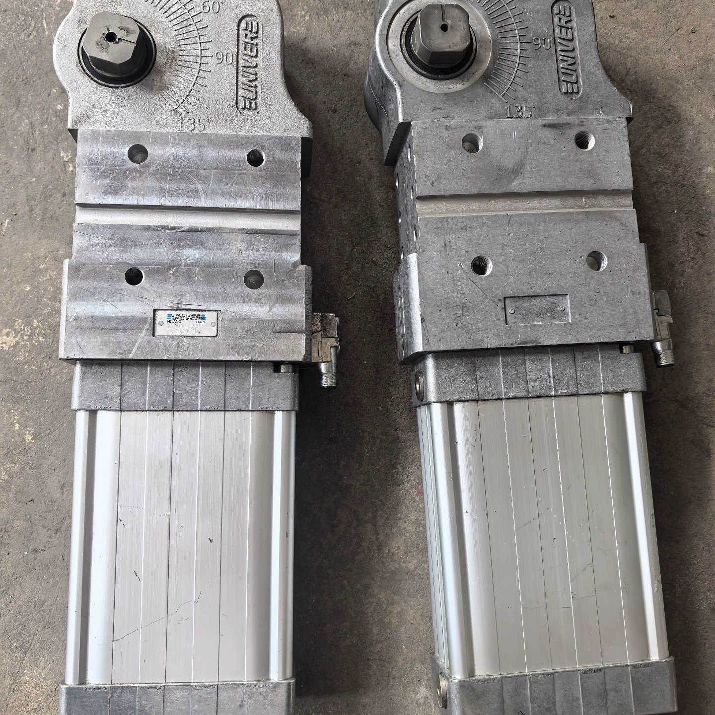 意大利UNIVER夹紧气非德克斯夹紧气缸，实物照片能用上的私