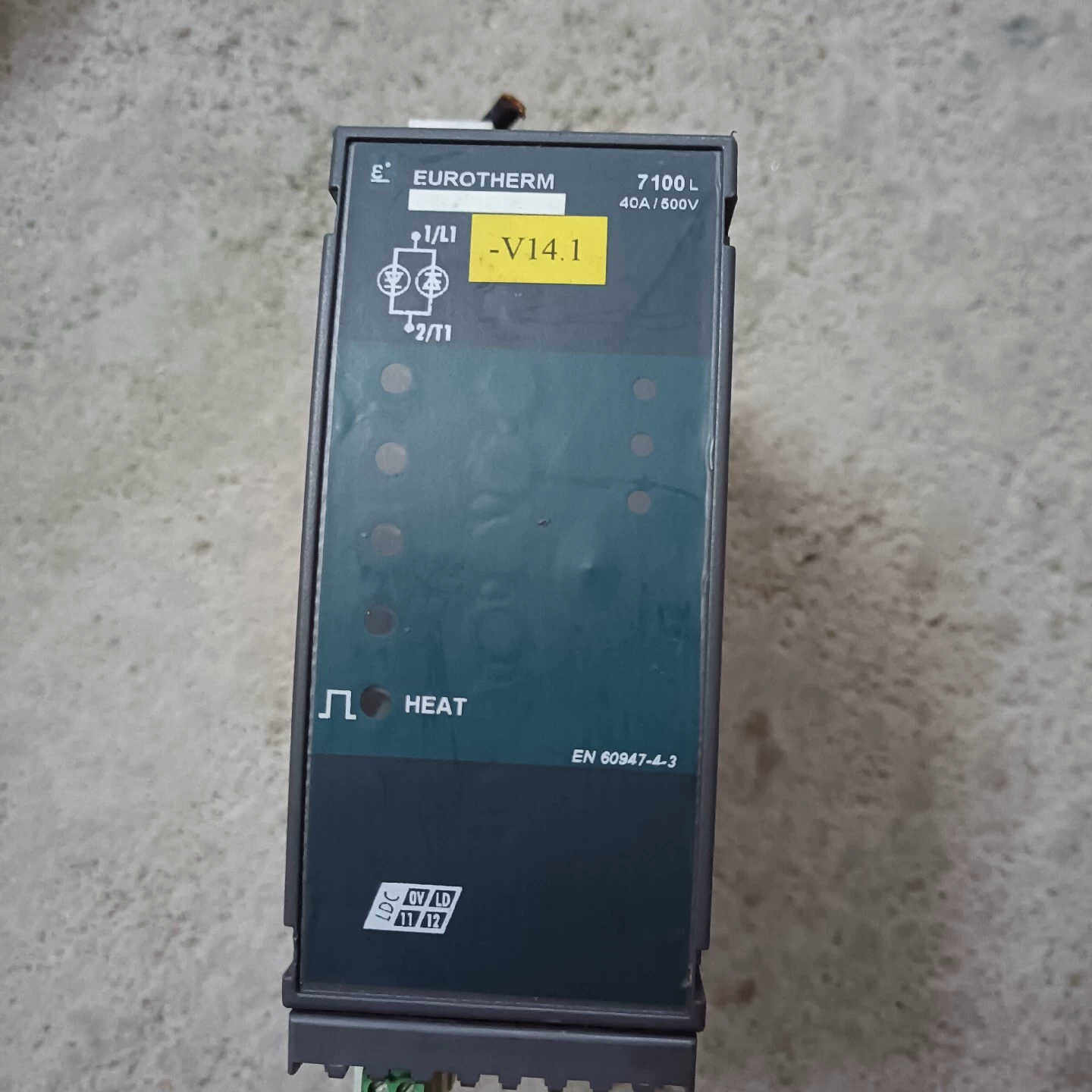 欧陆欧陆软启动器可控硅调功器