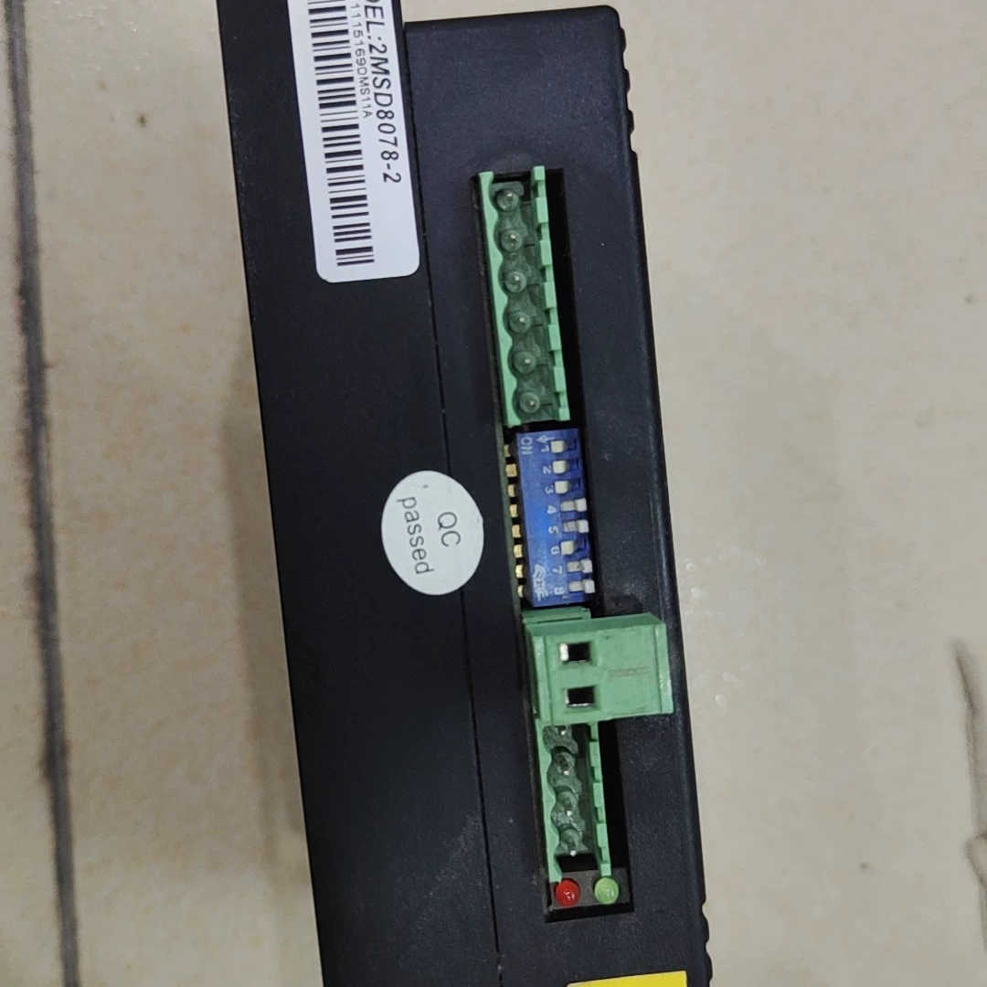 鼎智步进驱动器2MSD8078-2功能完好