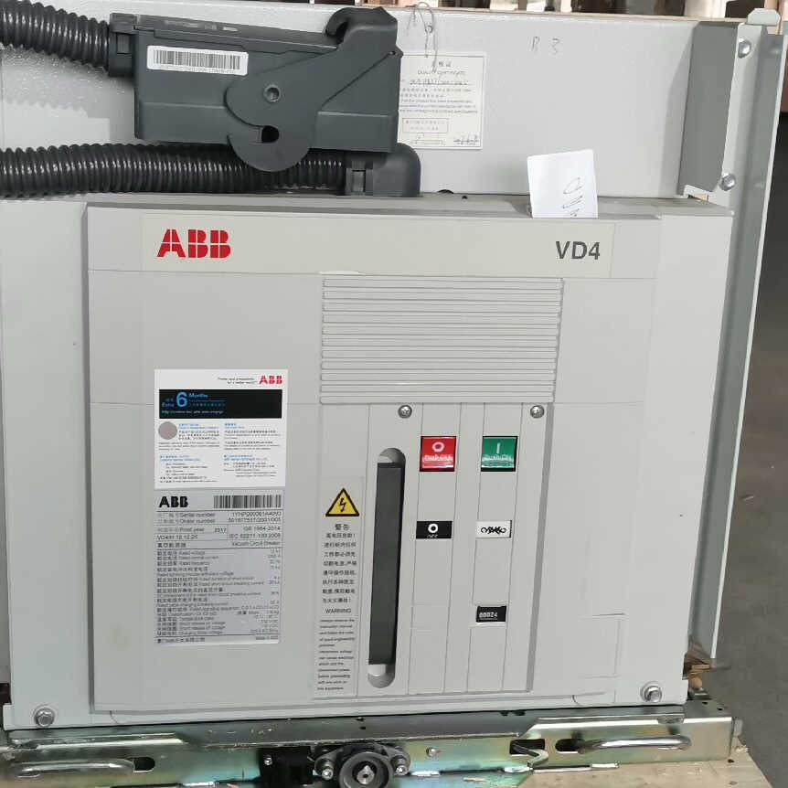 ABB VD4真空断路器一台