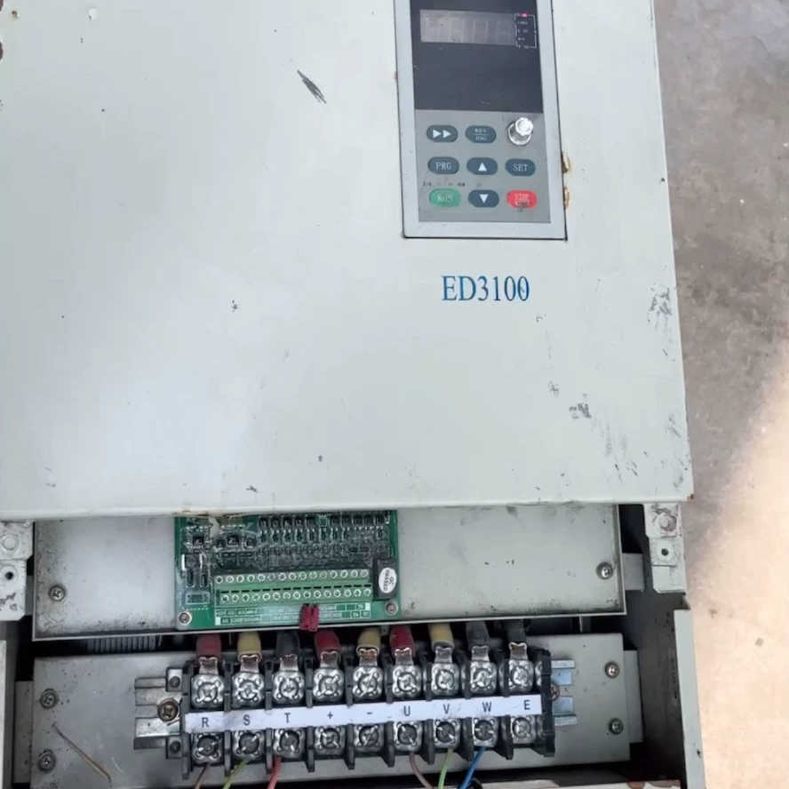 ED3100-4T022M/4T0300FP 拆机易驱变频器