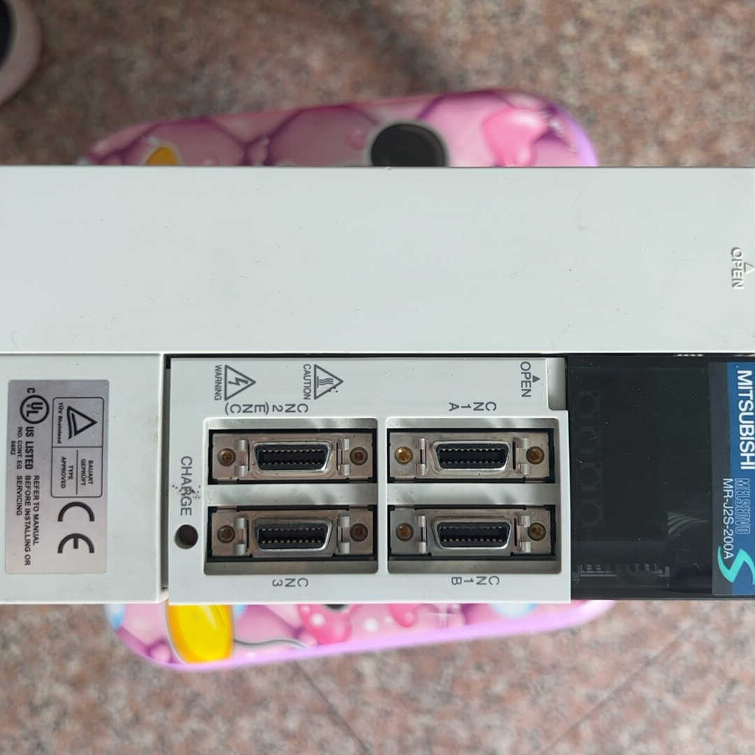 三菱驱动MR-J2S-200A二手拆机成色很好