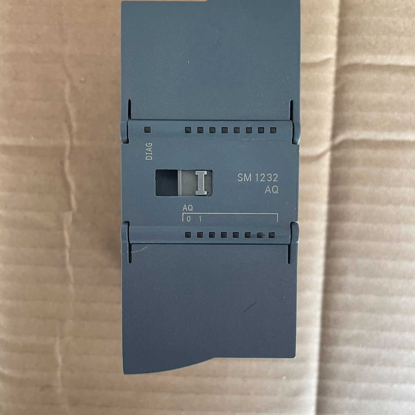 S7-1200 232-4HB30-0XB0,实图拍摄