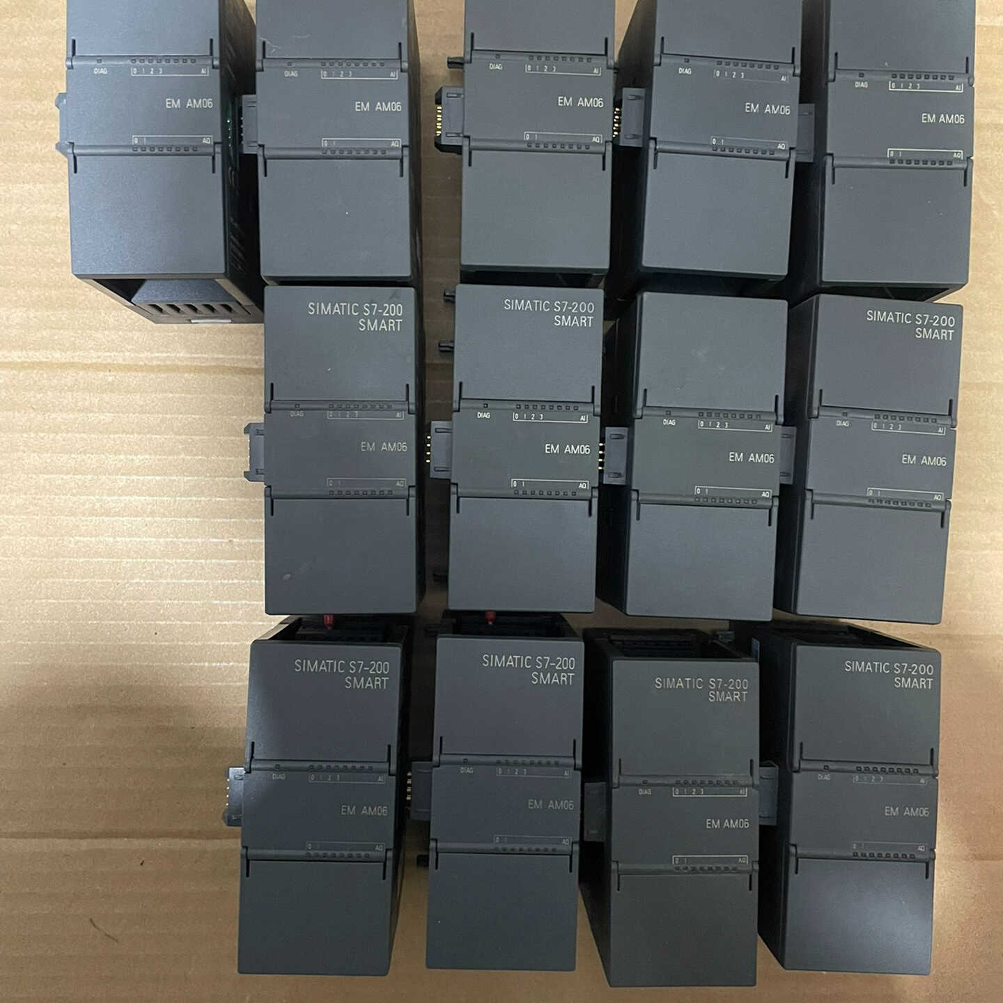 S7-200SMART 288-3AM06-0AA0，